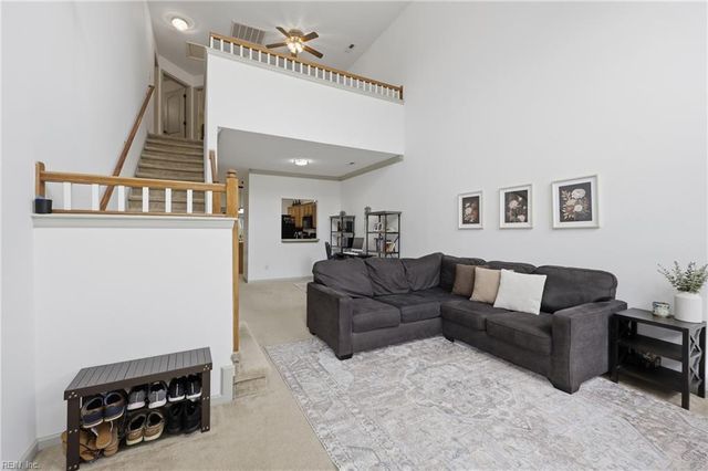 2002 Sawgrass LN, Portsmouth, VA 23703