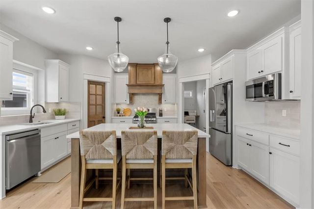 32258 W 165th Street, Gardner, KS 66030