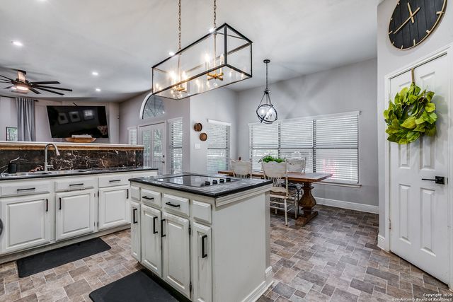 3207 Green Spg, San Antonio, TX 78247