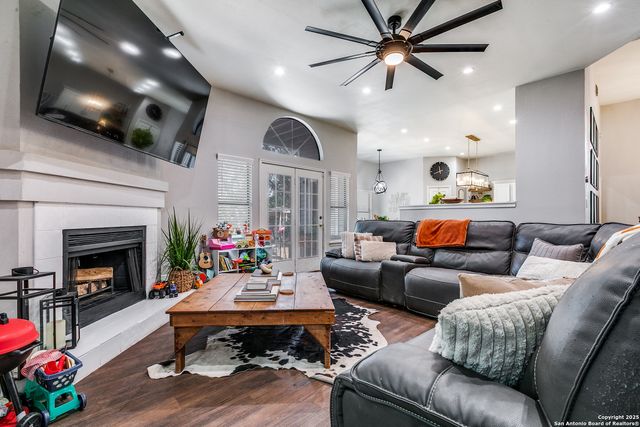 3207 Green Spg, San Antonio, TX 78247
