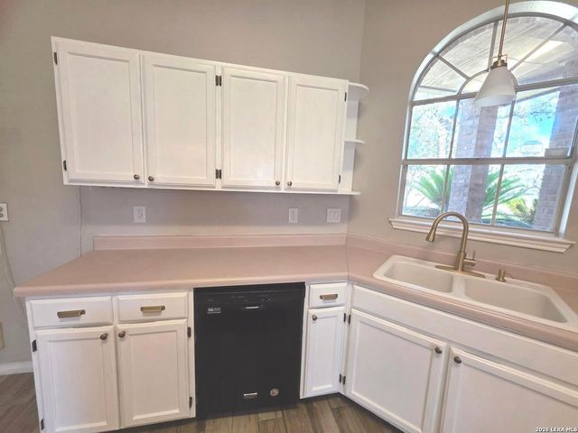5602 Timber Trace, San Antonio, TX 78250