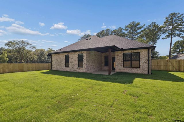 12137 Pinecrest Dr, Flint, TX 75762