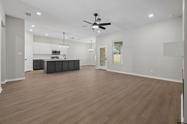 12137 Pinecrest Dr, Flint, TX 75762