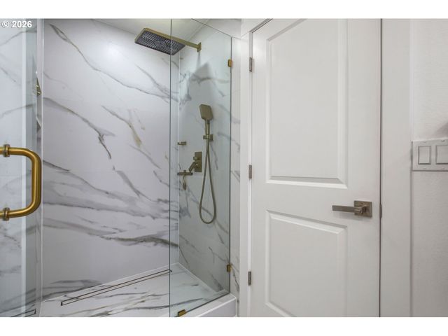 11412 Ne 130TH Pl, Vancouver, WA 98682
