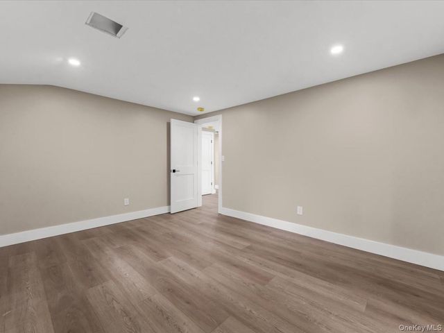 27 Old Farmingdale Road, West Babylon, NY 11704