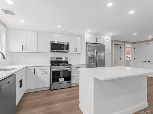 27 Old Farmingdale Road, West Babylon, NY 11704