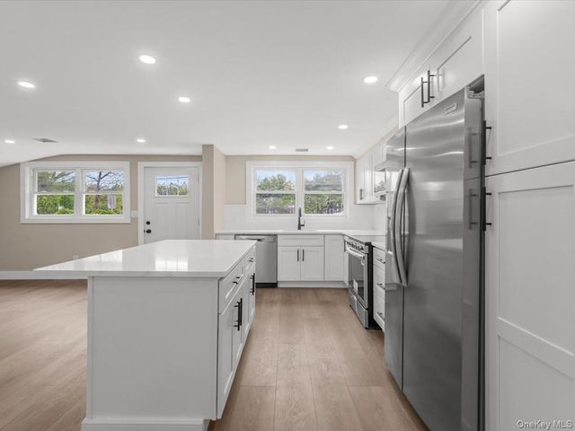 27 Old Farmingdale Road, West Babylon, NY 11704