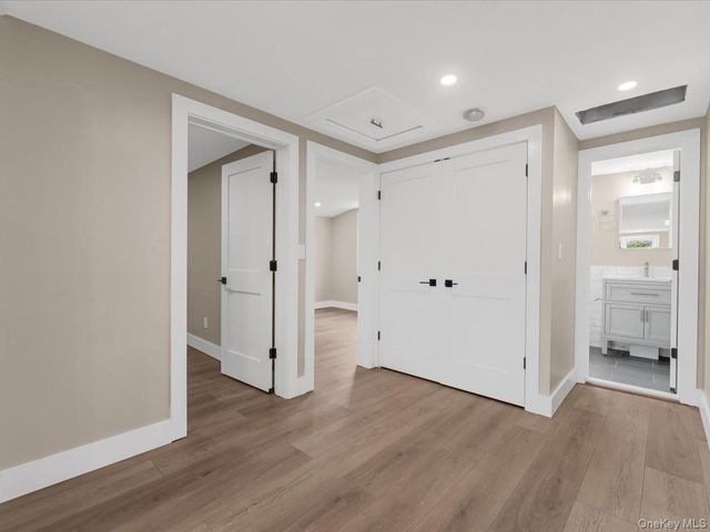 27 Old Farmingdale Road, West Babylon, NY 11704