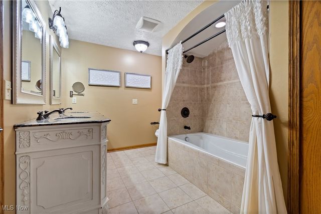 1151 Fixler Road, Wadsworth, OH 44281