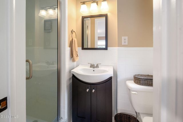 2505 Whamer Lane, Niskayuna, NY 12309