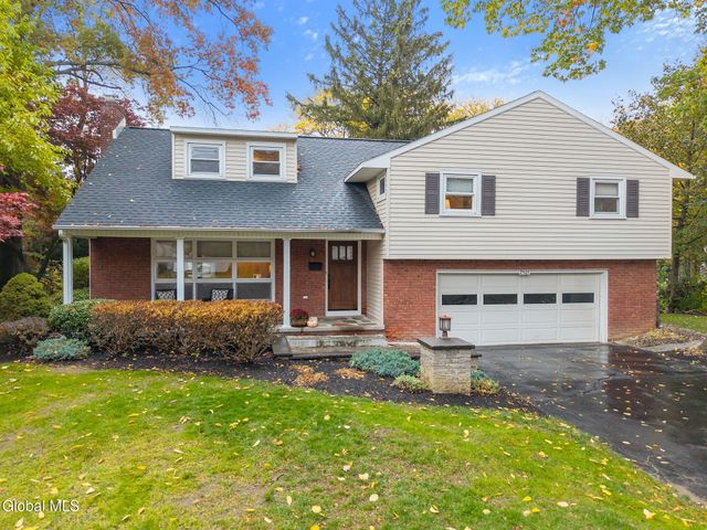 2505 Whamer Lane, Niskayuna, NY 12309