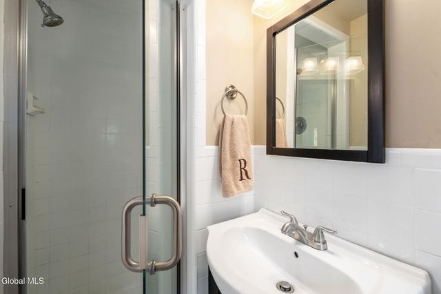 2505 Whamer Lane, Niskayuna, NY 12309