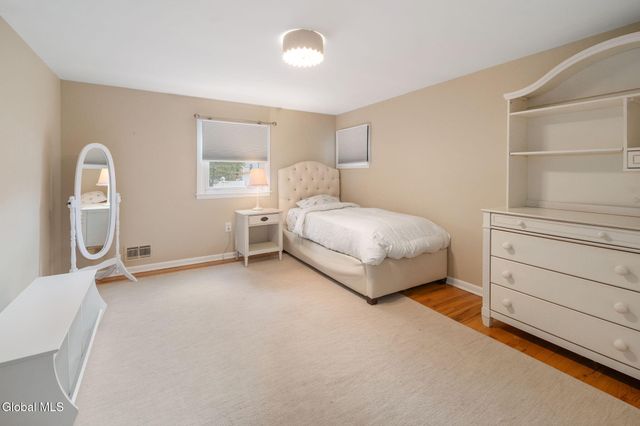 2505 Whamer Lane, Niskayuna, NY 12309