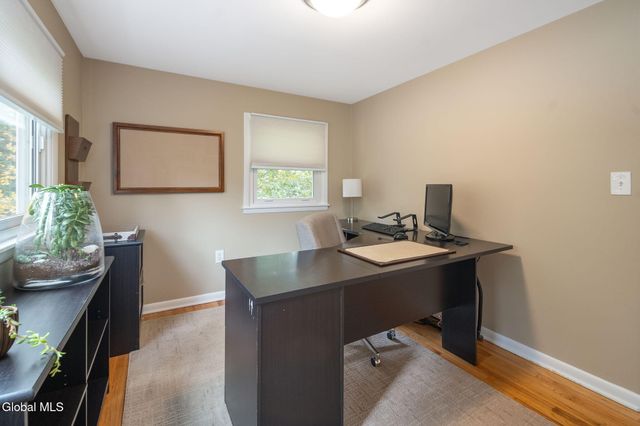 2505 Whamer Lane, Niskayuna, NY 12309