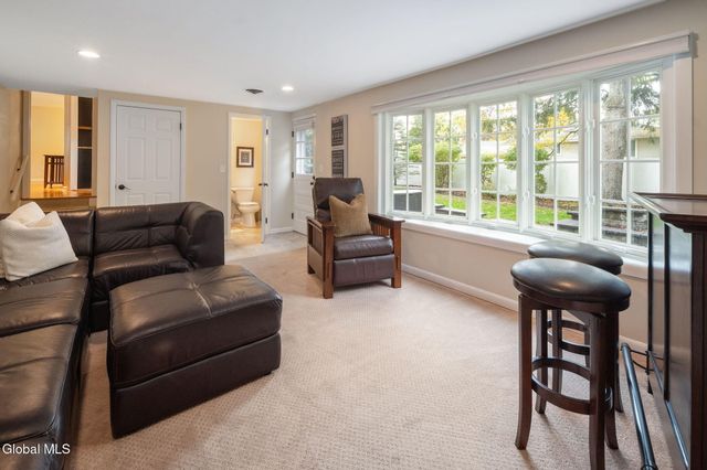 2505 Whamer Lane, Niskayuna, NY 12309