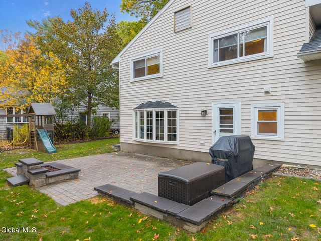 2505 Whamer Lane, Niskayuna, NY 12309