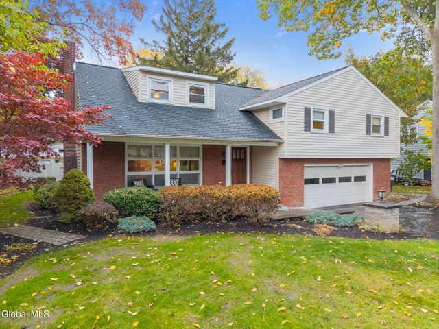 2505 Whamer Lane, Niskayuna, NY 12309