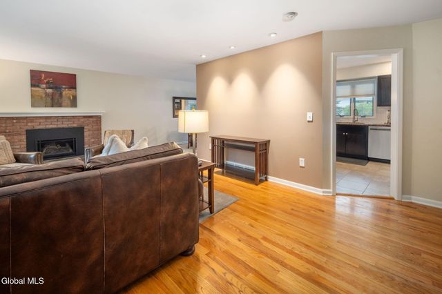 2505 Whamer Lane, Niskayuna, NY 12309