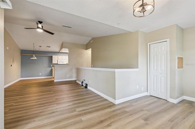 4316 S KIRKMAN ROAD 1614, Orlando, FL 32811