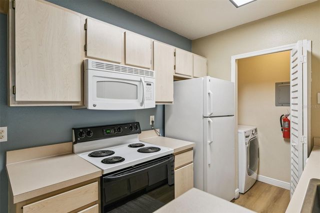 4316 S KIRKMAN ROAD 1614, Orlando, FL 32811