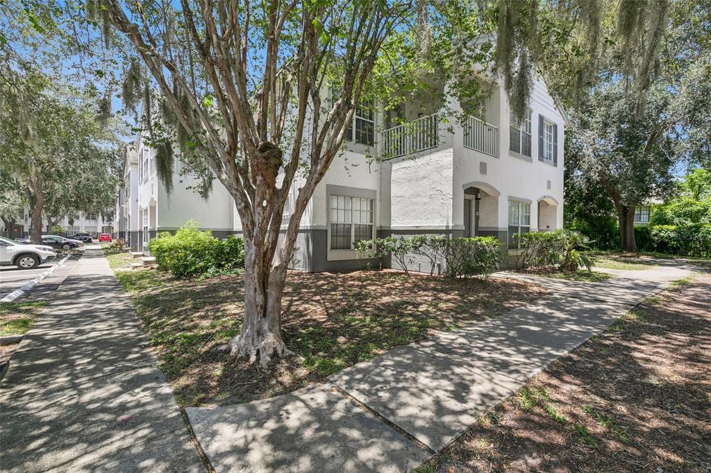 Image 2 of property listing at 4316 S KIRKMAN ROAD 1614, Orlando, FL 32811