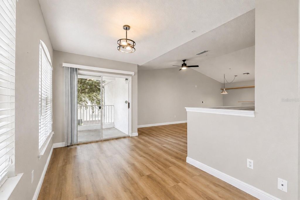 Image 13 of property listing at 4316 S KIRKMAN ROAD 1614, Orlando, FL 32811
