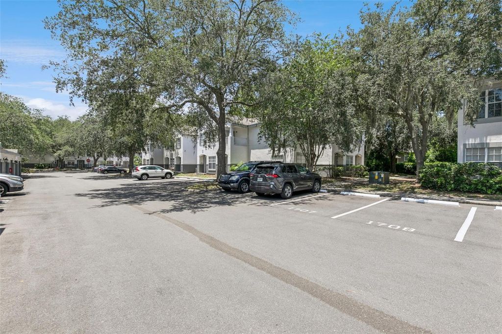 Image 34 of property listing at 4316 S KIRKMAN ROAD 1614, Orlando, FL 32811