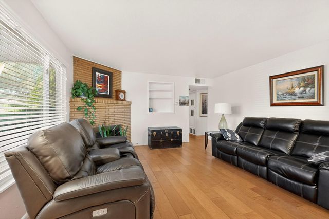 1304 Indiana Street NE, Albuquerque, NM 87110