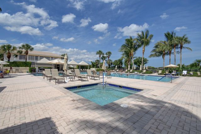 5662 AINSLEY Court, Boynton Beach, FL 33437