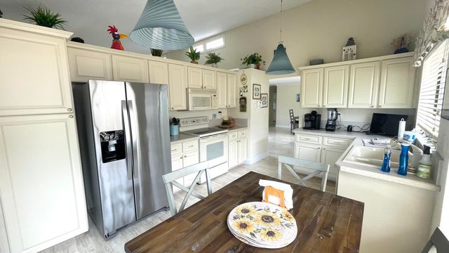 5662 AINSLEY Court, Boynton Beach, FL 33437