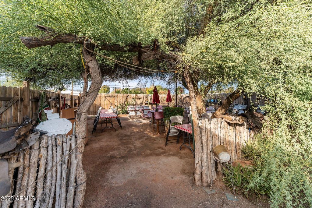 686 N Tegner Street, Wickenburg, AZ 85390 — photo 5