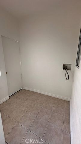1470 B Henderson, Long Beach, CA 90813
