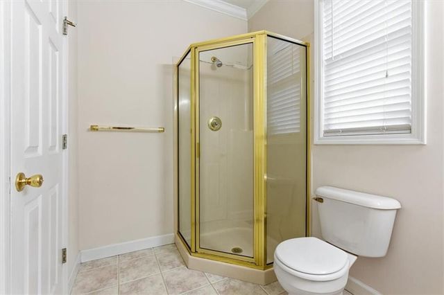 875 Knox Bridge Highway, White, GA 30184