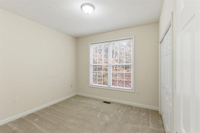 875 Knox Bridge Highway, White, GA 30184