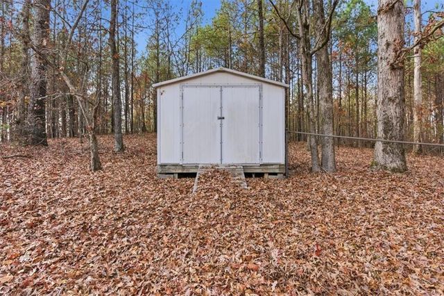 875 Knox Bridge Highway, White, GA 30184