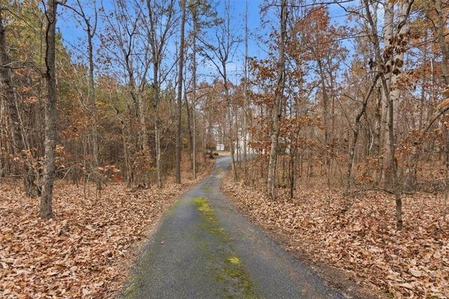 875 Knox Bridge Highway, White, GA 30184