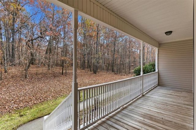 875 Knox Bridge Highway, White, GA 30184