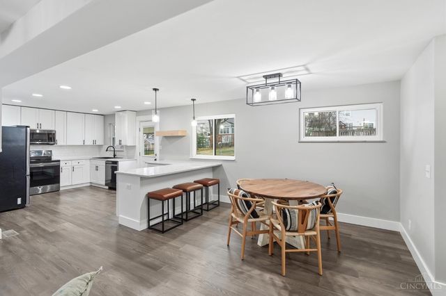 7223 Longfield Drive, Madeira, OH 45243