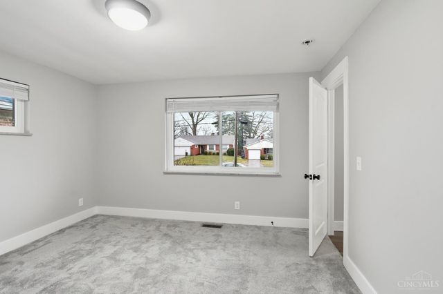 7223 Longfield Drive, Madeira, OH 45243