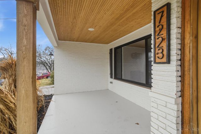 7223 Longfield Drive, Madeira, OH 45243