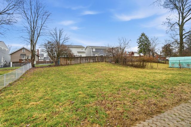 7223 Longfield Drive, Madeira, OH 45243