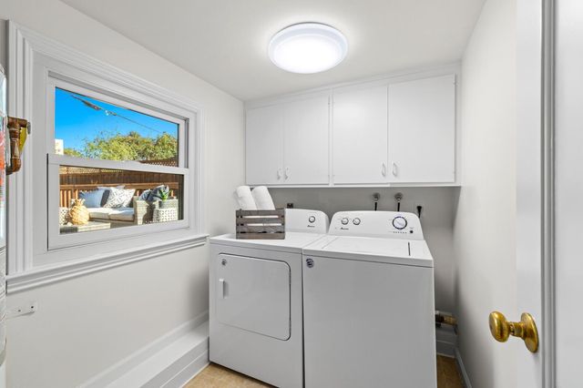 818 W Grant Place, San Mateo, CA 94402