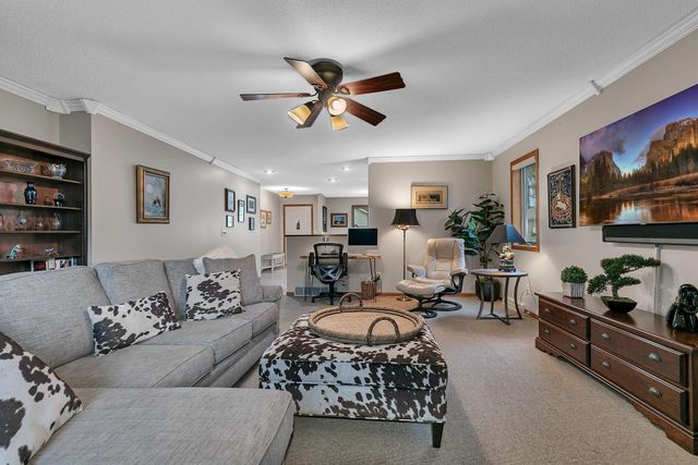 1403 33rd Avenue N 16, Saint Cloud, MN 56303
