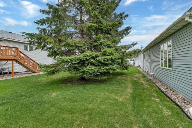 1403 33rd Avenue N 16, Saint Cloud, MN 56303