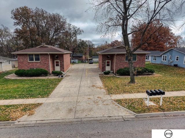 2916 N Cotner Boulevard, Lincoln, NE 68507