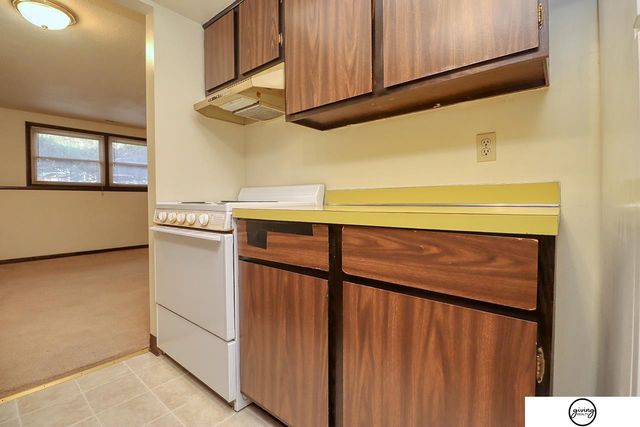 2916 N Cotner Boulevard, Lincoln, NE 68507