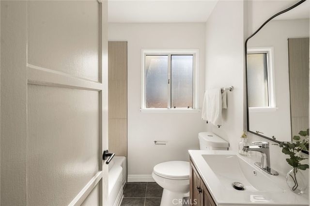 4817 W 136th Street, Hawthorne, CA 90250