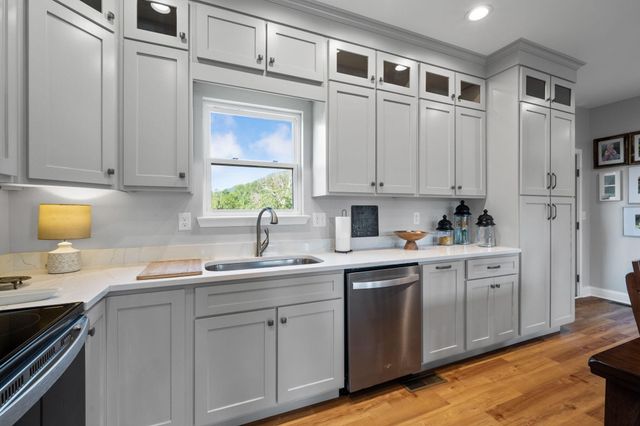 106 Forest Hill Lane, Evensville, TN 37332