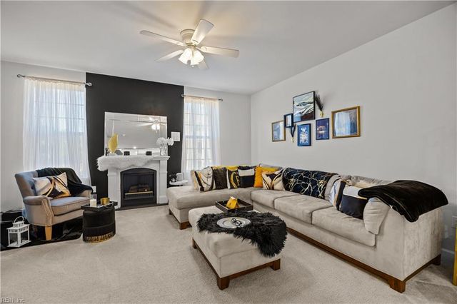 106 McCormick PL, Williamsburg, VA 23185