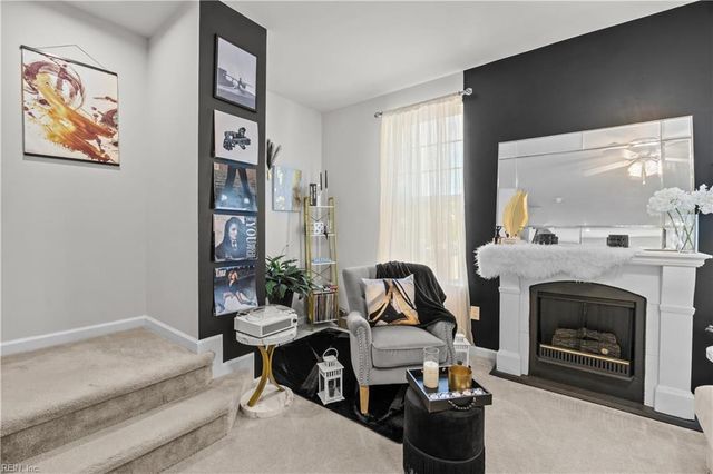 106 McCormick PL, Williamsburg, VA 23185